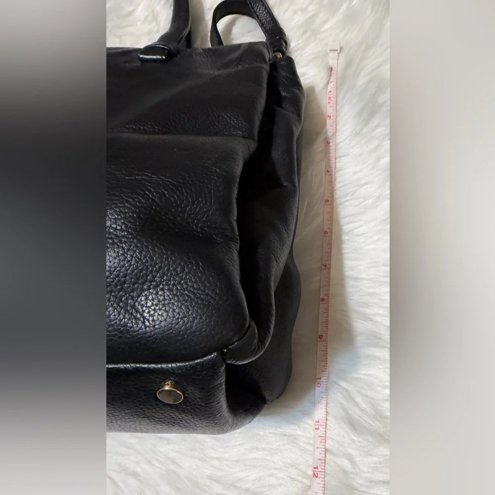 Banana Republic Vintage Hartford Satchel Leather Tote - Picture 13 of 16